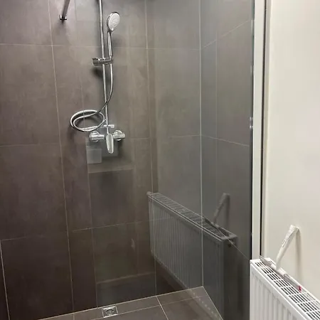 Ruime Luxe In Centrum Met Badkamer! Frühstückspension Brügge